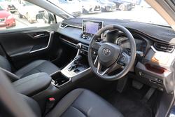2021 TOYOTA
RAV4 CRUISER (2WD) HYBRID