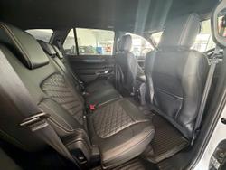 2025 Ford
Everest Platinum