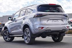 2025 Isuzu MU-X LS-T