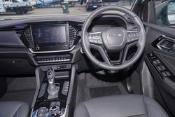 2025 Isuzu MU-X LS-T