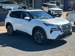 2025 NISSAN XTRAIL TI