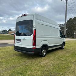2021 LDV
Deliver 9