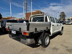 2025 MITSUBISHI Triton GLX