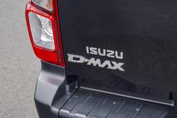 2026 Isuzu D-MAX X-RIDER