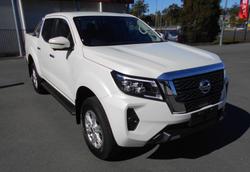 2025 Nissan
Navara ST