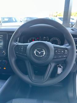 2025 Mazda BT-50 XS