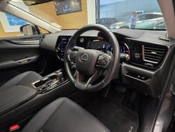 2025 Lexus NX350H Luxury AWD