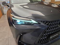 2025 Lexus NX350H Luxury AWD