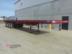 2002 Barker Extendable Flat Top Trailer