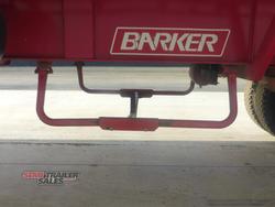 2002 Barker Extendable Flat Top Trailer