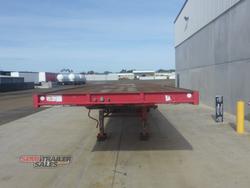 2002 Barker Extendable Flat Top Trailer