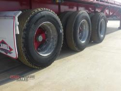 2002 Barker Extendable Flat Top Trailer