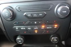 2022 Ford Everest Titanium