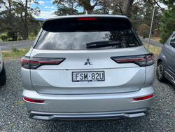 2025 MITSUBISHI Outlander LS