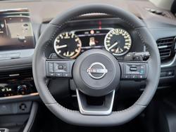 2025 Nissan X-TRAIL ST-L