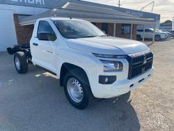 2025 MITSUBISHI Triton GLX