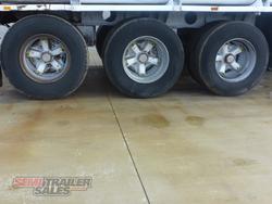 2007 Boomer Live Bottom Trailer