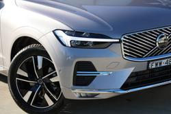 2025 Volvo XC60 Plus B5 Bright