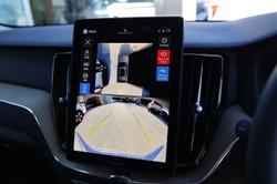 2025 Volvo XC60 Plus B5 Bright