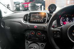 2020 Abarth 695 70 Anniversario