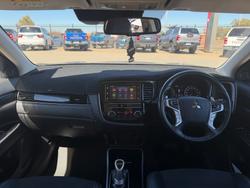 2019 MITSUBISHI OUTLANDER GREY