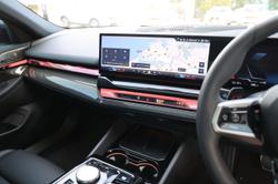 2025 BMW i5 eDRIVE40 M SPORT