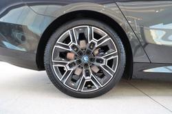 2025 BMW i5 eDRIVE40 M SPORT