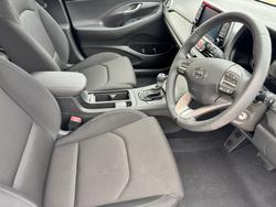 2023 HYUNDAI i30