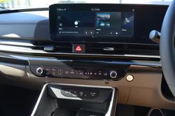 2026 Kia Carnival GT-Line