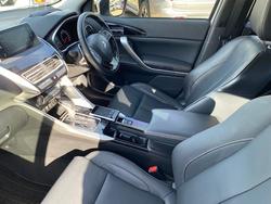 2017 MITSUBISHI
ECLIPSE EXCEED