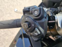 2025 Yamaha YZF R9 Black