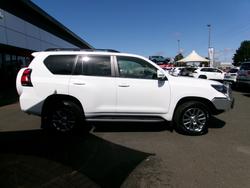 2021 Toyota
Prado Prado VX 2.8L T Diesel Automatic Wagon 4277430 004