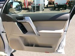 2021 Toyota
Prado Prado VX 2.8L T Diesel Automatic Wagon 4277430 004