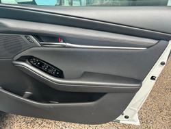 2025 Mazda 3 G20 Evolve