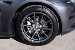 2021 Tesla
Model 3 Standard Range Plus