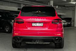 2015 Porsche
Cayenne Diesel
