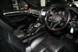 2015 Porsche
Cayenne Diesel