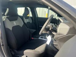 2025 Renault
Duster Evolution 4x4 MHEV