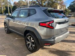 2025 Renault
Duster Evolution 4x4 MHEV