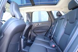 2026 Volvo XC60 Ultra T8 Plug-In Hybrid Dark