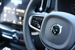 2026 Volvo XC60 Ultra T8 Plug-In Hybrid Dark
