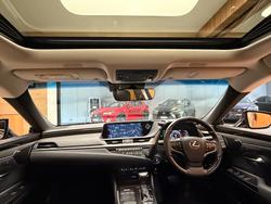 2020 Lexus ES300h Sports Luxury 2.5L Hybrid Auto CVT Sedan