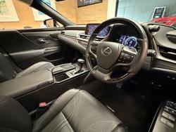 2020 Lexus ES300h Sports Luxury 2.5L Hybrid Auto CVT Sedan