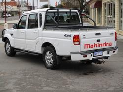 2022 Mahindra PIK-UP S11 White
