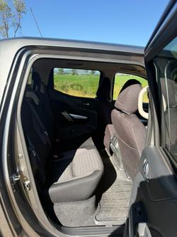 2025 NISSAN NP300 NAVARA ST