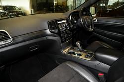 2020 Jeep Grand Cherokee Night Eagle