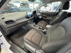 2022 Hyundai
                i30 