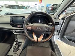 2022 Hyundai
                i30 