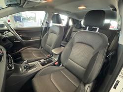 2022 Hyundai
                i30 
