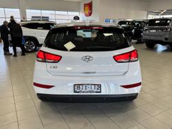 2022 Hyundai
                i30 